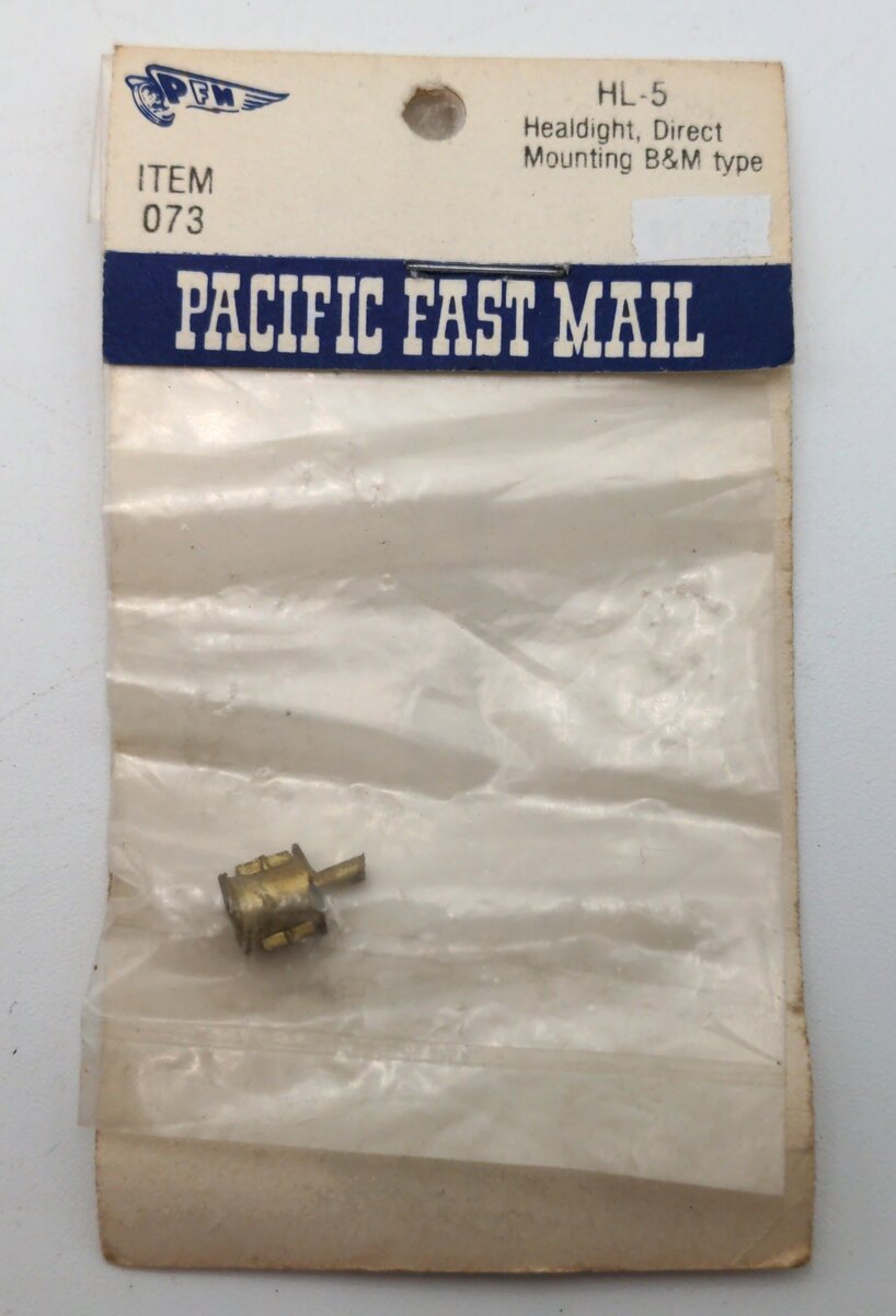 Pacific Fast Mail 073 HL-5 Headlight, Direct Mounting B&M Type