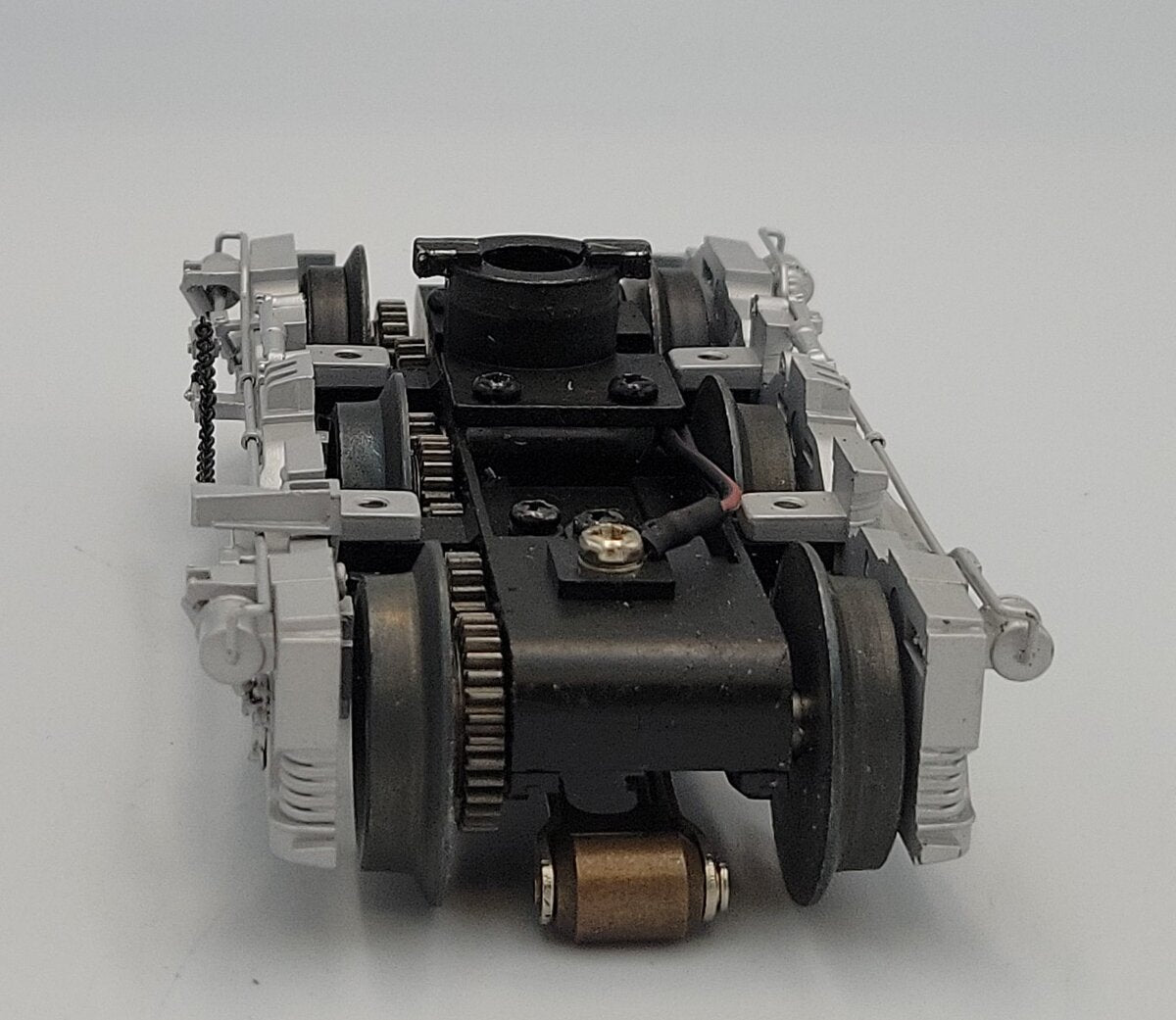 Lionel 38942-765 Silver Painted ES44AC Diesel Loco 6-Wheel Rear Power Truck