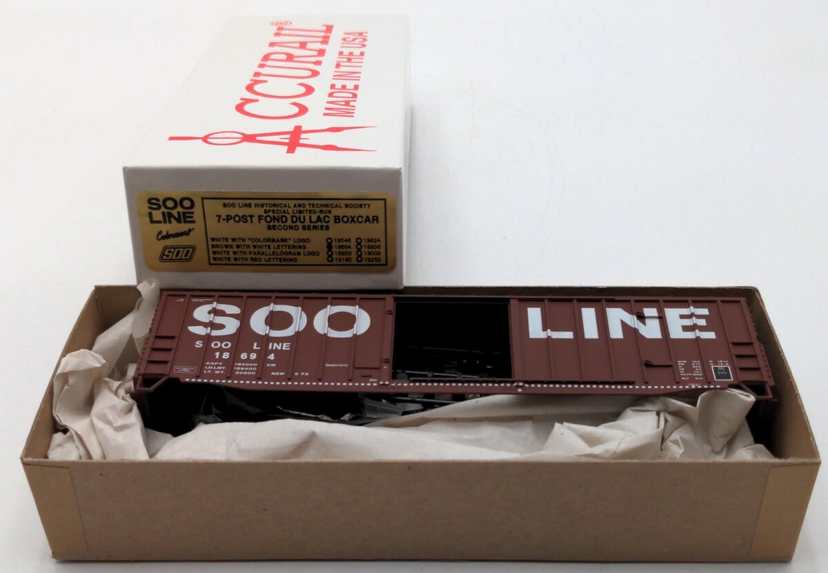 Accurail 18694 HO Scale 7 Post Fond Du Lac Boxcar Brown with White Lettering