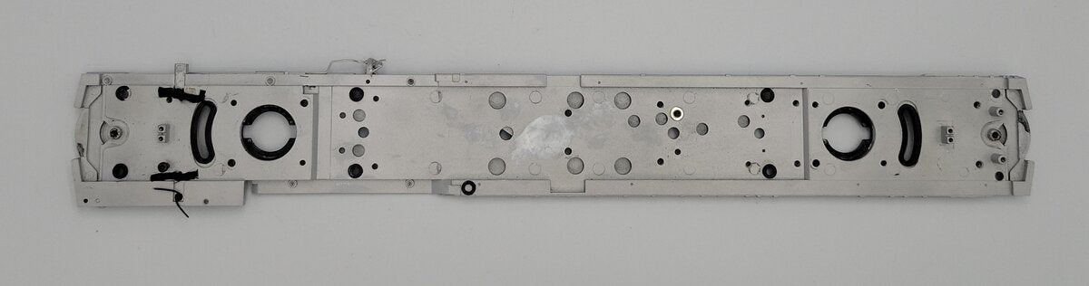 Lionel 82205-058 O Gauge Diecast Silver Painted ES44AC Diesel Locomotive Frame