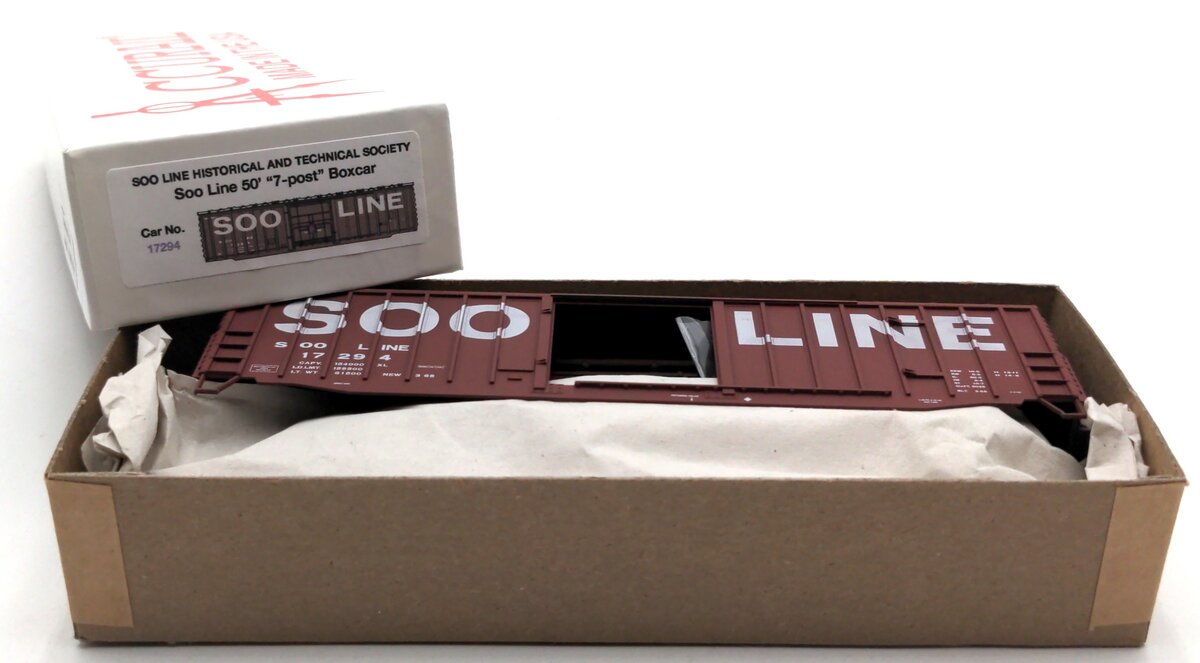 Accurail 17294 HO Scale SOO Line 50' 7 Post Boxcar Kit