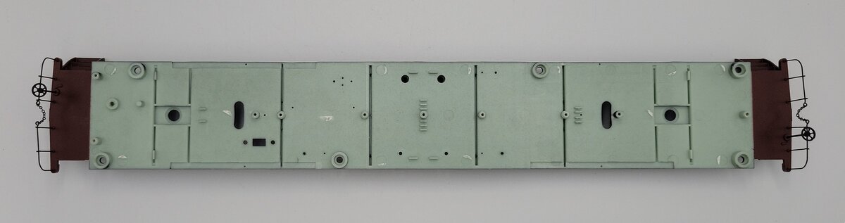 Lionel 2227610-1 O Gauge Evangel Chapel Passenger Car Frame with Trim