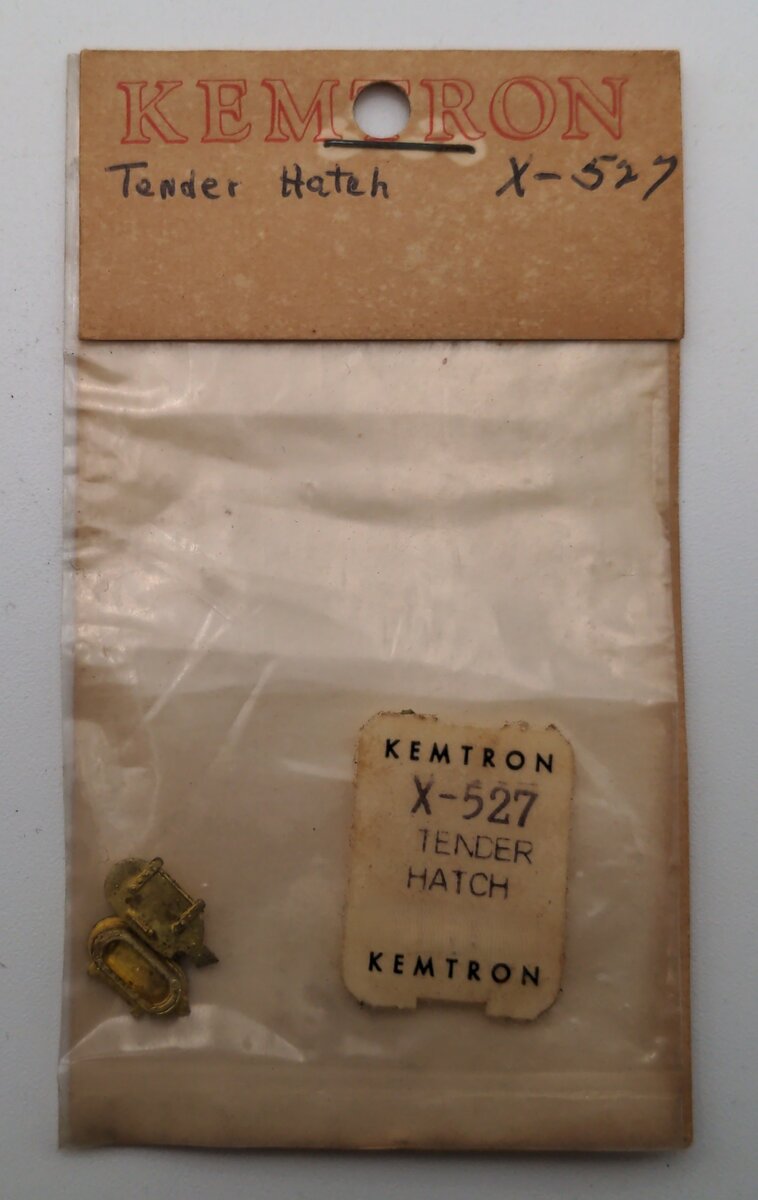 Kemtron X-527 HO Scale Tender Hatch