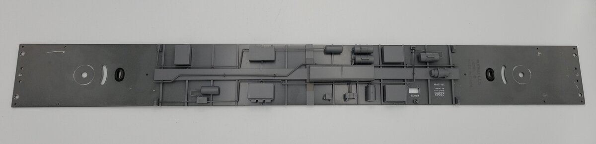 Lionel 27062-10 O Gauge Union Pacific "Pacific Harbor" 21" Passenger Car Frame