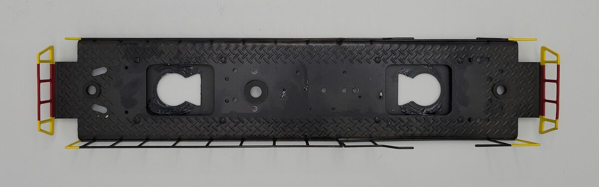 Lionel 84939-58 O Gauge GP-38 Lionchief Black NS Diesel Dual Motor Frame