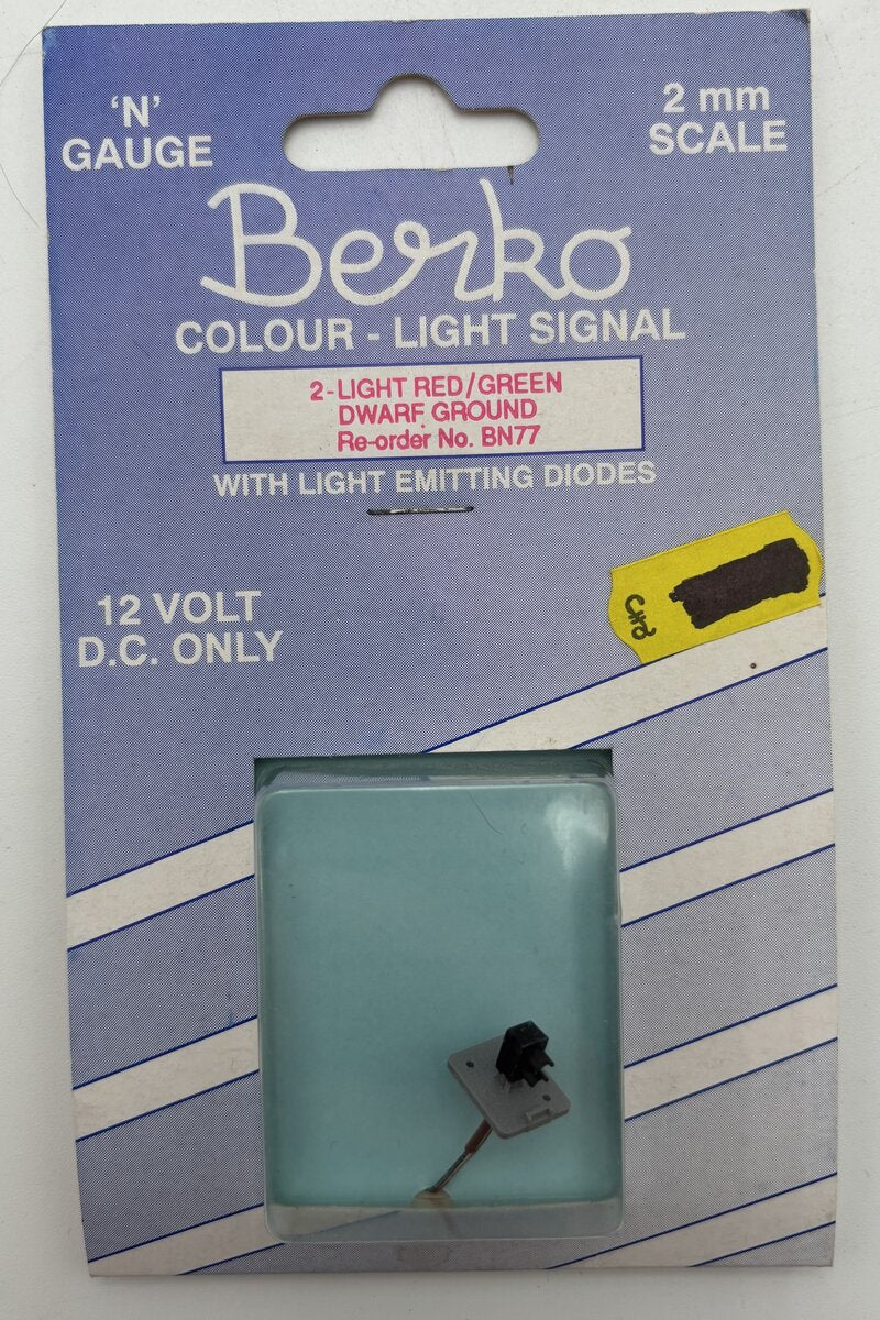 Berko BN77 N Scale 2mm 12 Volt 2 Light Red/Green Dwarf Ground Light Signal