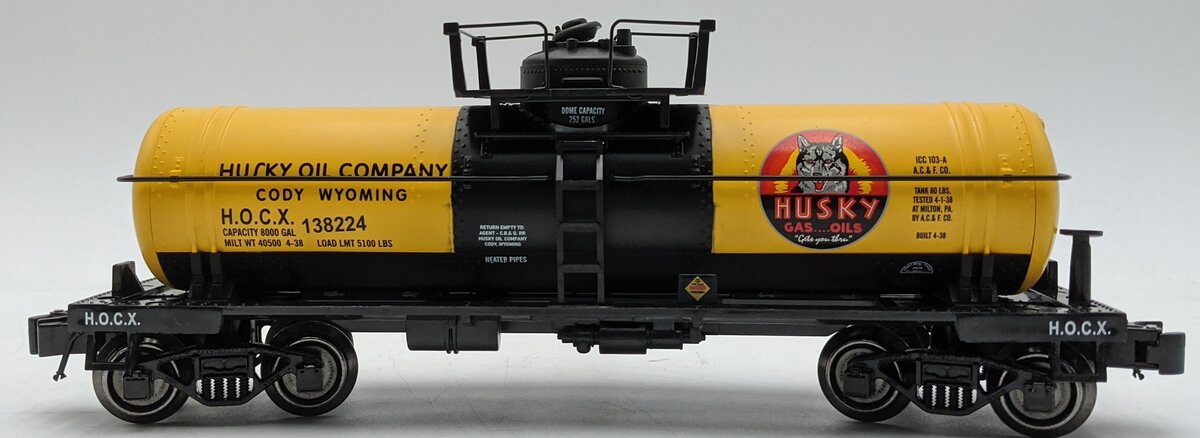 RMT 96899-53 O Gas & Oil Legends Husky Oil Tank Car - Trainz Exclusive
