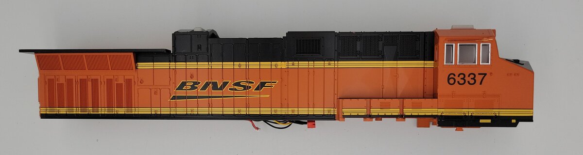 Lionel 6337-1 BNSF LionChief Plus Diesel Locomotive Shell with Windows #6337