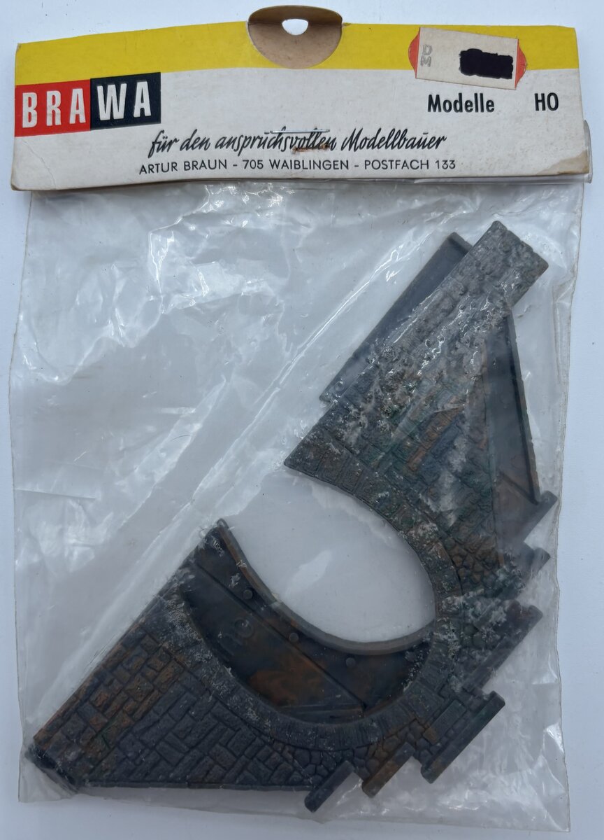 Brawa HO Stone Tunnel Portal (Pack of 2)