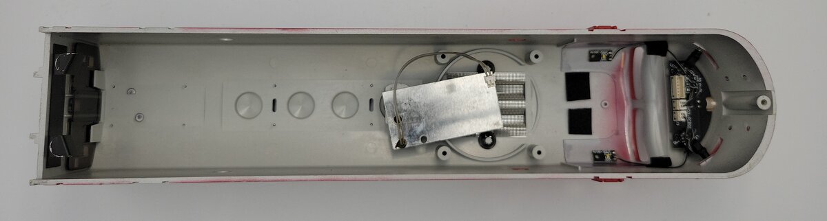 Lionel 2022120 Lionchief Santa Fe F3 Diesel Shell #2353 w/ Antenna