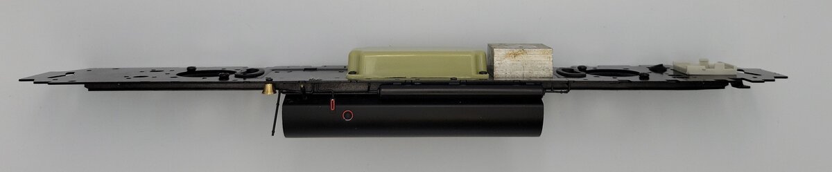 Lionel 85028-56 Black Stamped Metal SD-45 Diesel Loco Frame with Fuel Tank