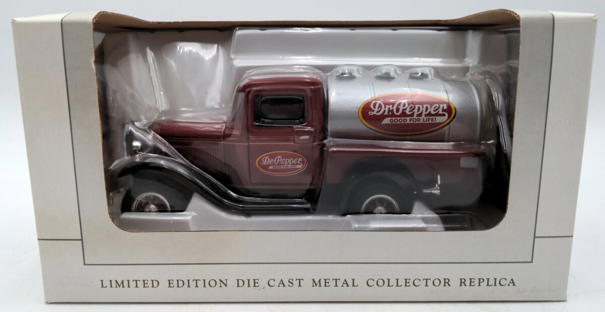 SpecCast 26099 Dr. Pepper 1932 Ford Tanker