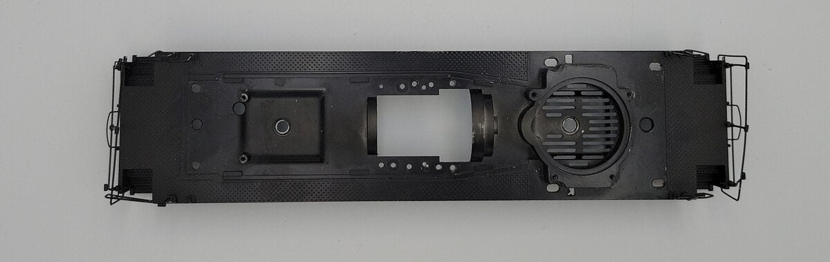 Lionel 2133610-034 Diecast Black/Silver SW-8 Diesel Switcher Frame