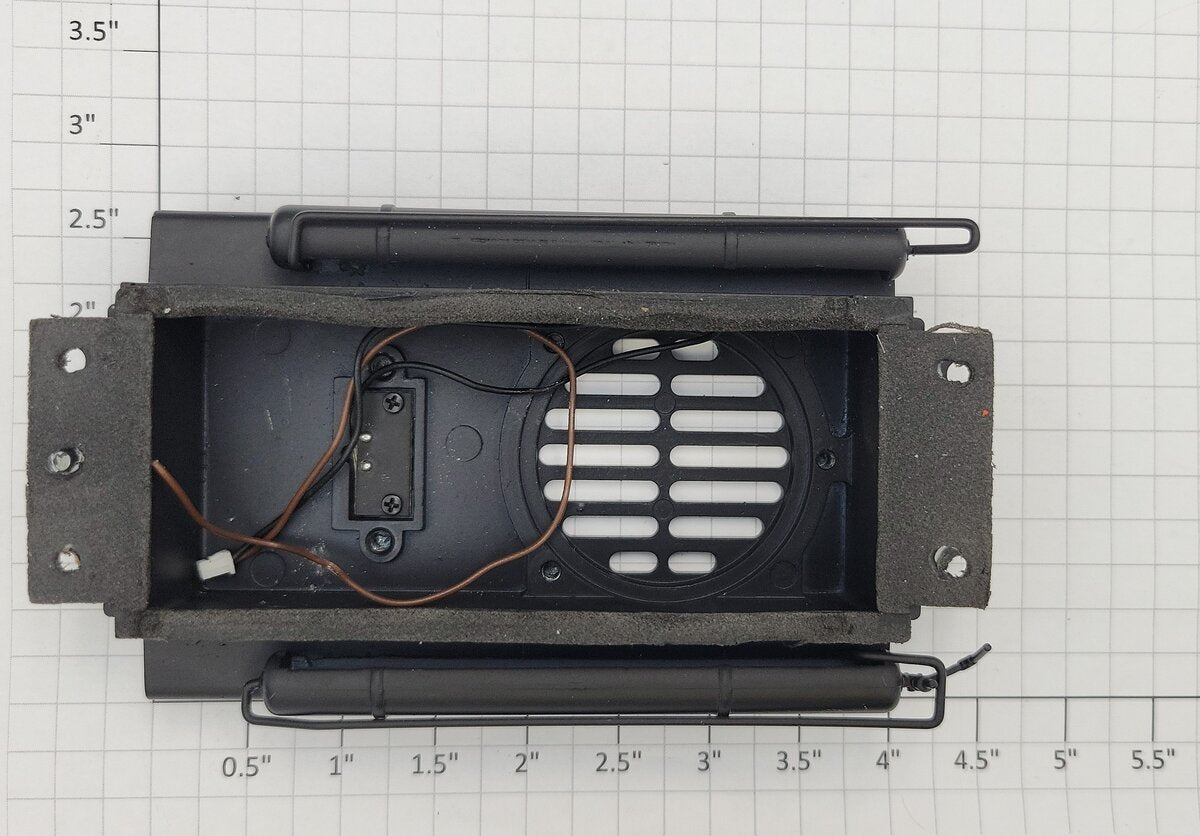 Lionel 38524-214 Legacy GP-35 Diesel Loco Black Fuel Tank w/ IR Transmitter