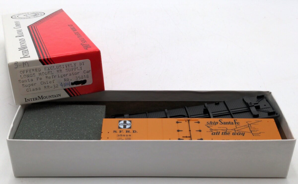 InterMountain 32-41101 HO Scale Santa Fe Refrigerator Car Super Chief 35818 Kit