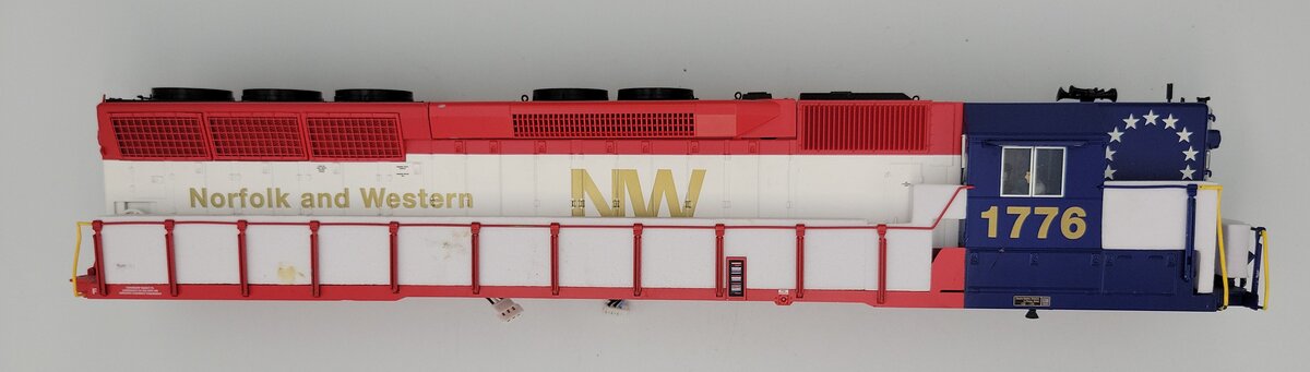 Lionel 85038-2 BTO Norfolk and Western SD45 Diesel Locomotive Shell #1776