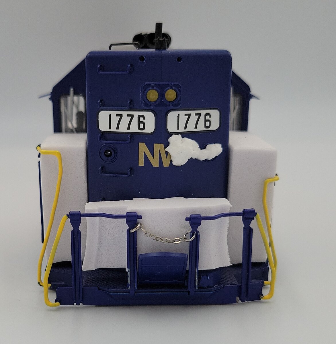 Lionel 85038-2 BTO Norfolk and Western SD45 Diesel Locomotive Shell #1776