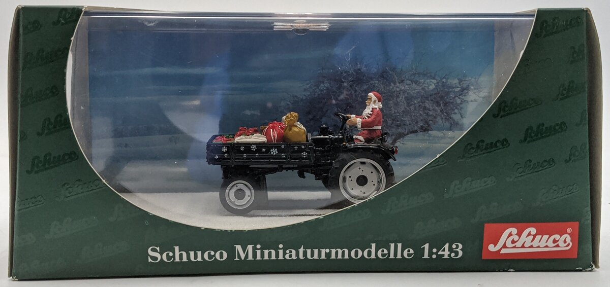 Schuco 02627 1:43 Scale Diecast Fendt Geratetrager Christmas Edition 2006