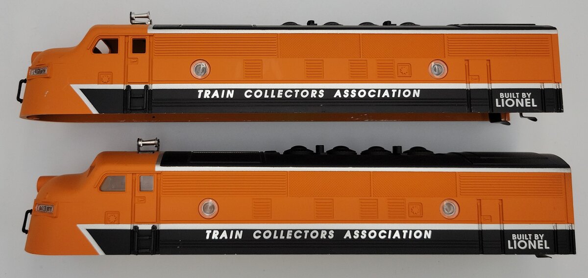 Lionel 11737-1 Lionel 40th Anniversary TCA F3 AA Diesel Loco Shell (Box of 2)
