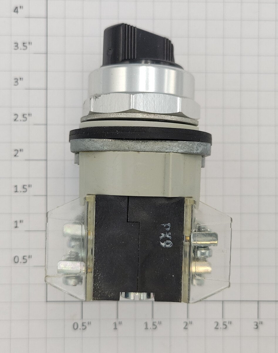 Allen-Bradley 800T-H2 Commercial 2 Position Contact Switch w/ 2 800T-XA Actuator