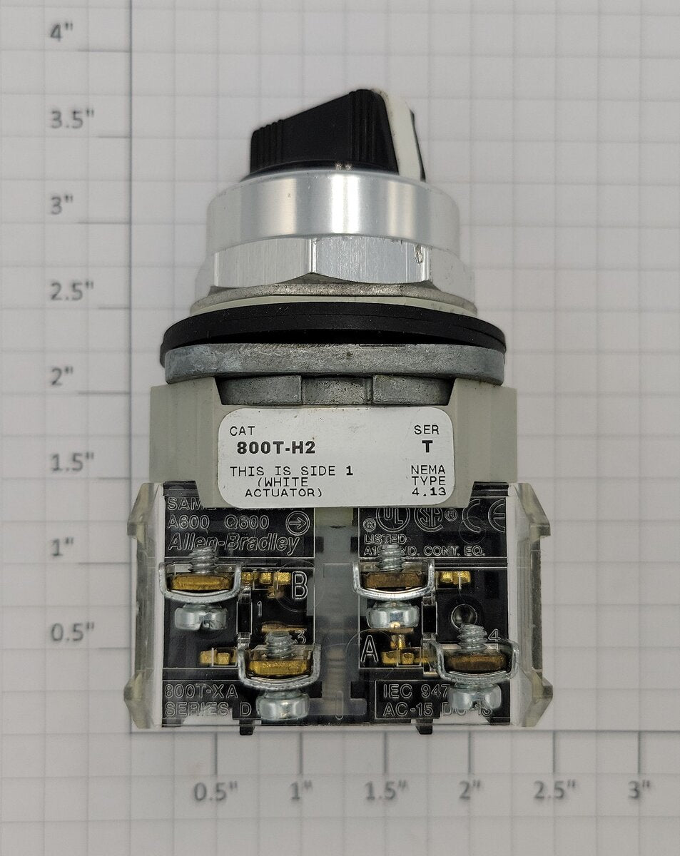 Allen-Bradley 800T-H2 Commercial 2 Position Contact Switch w/ 2 800T-XA Actuator