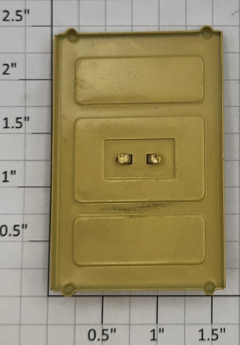 Lionel 214-11 Pale Yellow Small Boxcar Door with Brass Handle
