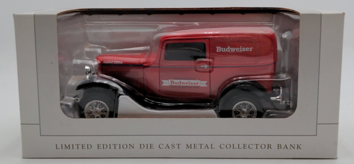 SpecCast 26024 1:25 Scale Budweiser '32 Ford Sedan Delivery Van Coin Bank