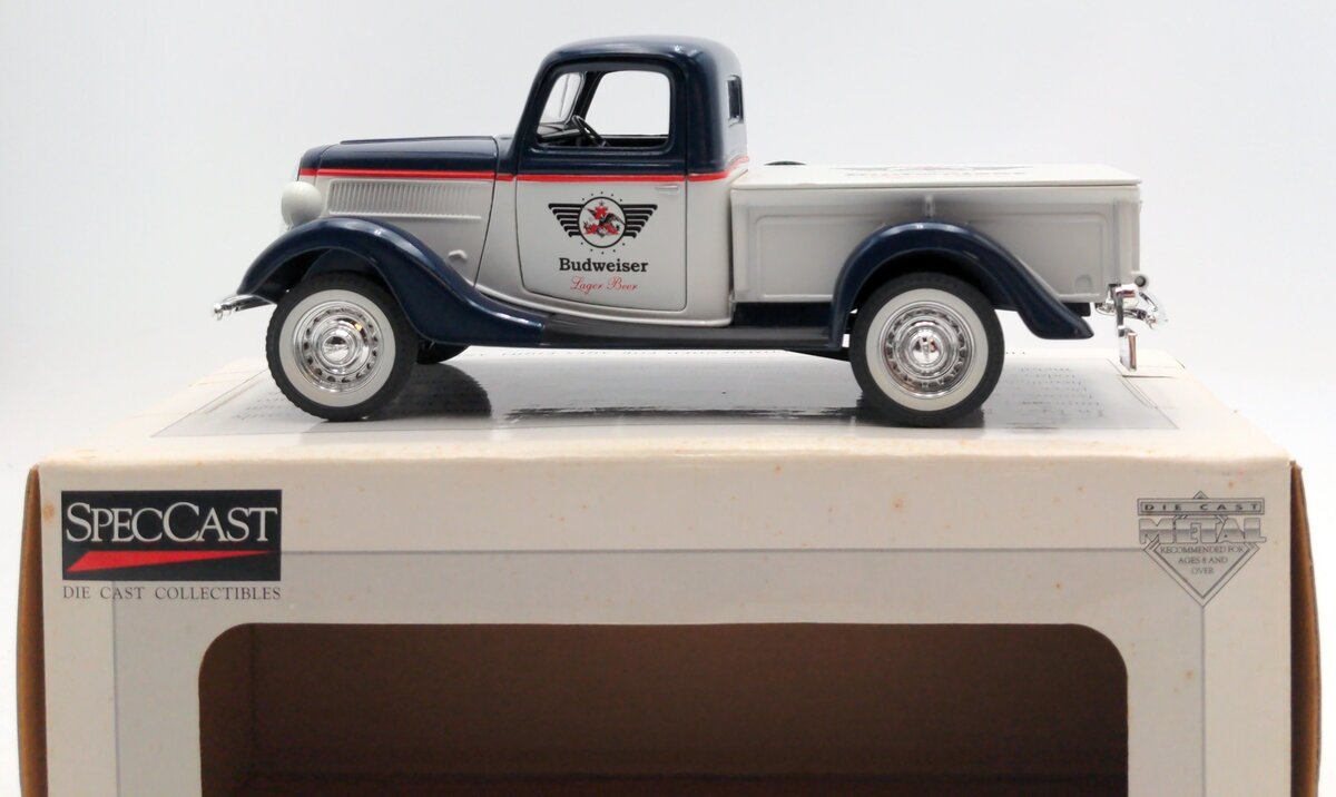 SpecCast 16002 1:24 Scale 1937 Ford Budweiser Lager Beer Diecast Collectors Bank