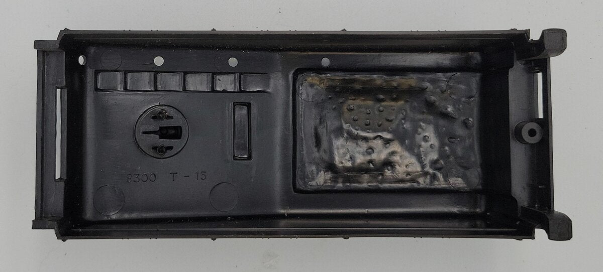 Lionel 8300-T15 Rock Island Slope Back Tender Shell with Backup Lantern