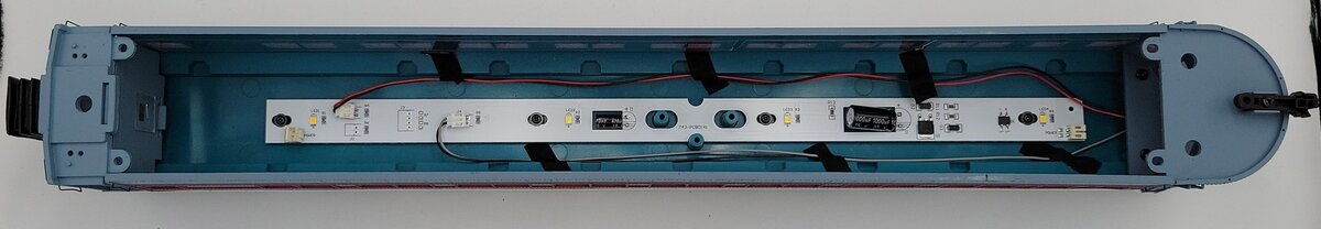 Lionel 2427320-2 O Polar Express 19" Observation Car Shell w/ Interior Lights