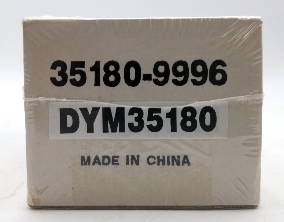 Matchbox DYM35180 1:43 Scale  Diecast 1938 Lincoln Zephyr