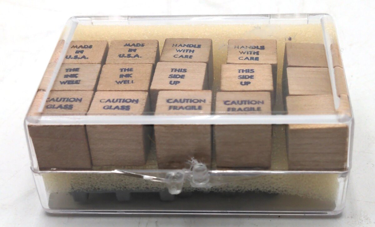 The Ink Well 1:48 Scale 15 Wood Boxes With 4 Pallets