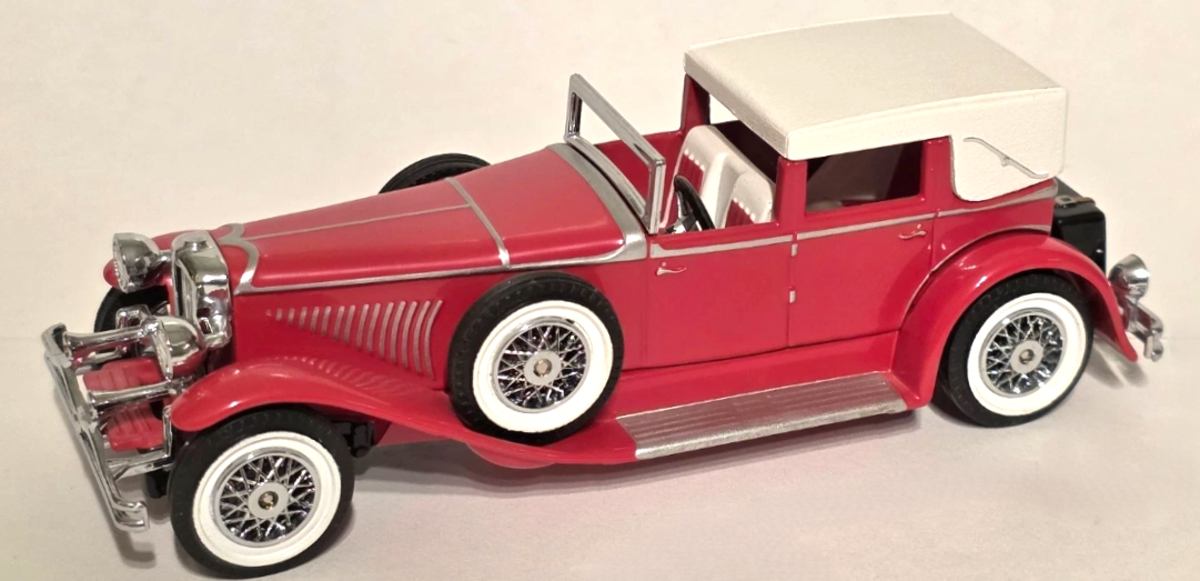 Matchbox DYM35182 1:43 Scale Diecast 1930 Duesenberg Model J Town Car