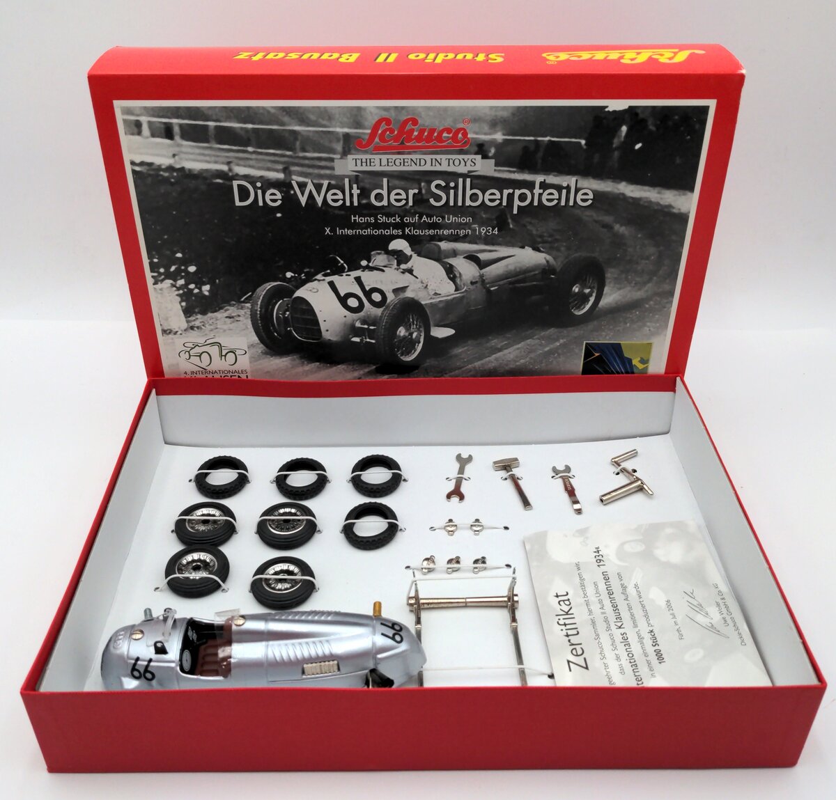 Schuco 01218 Tin-Lithographed Studio II Bausatz Wind-Up Car Kit