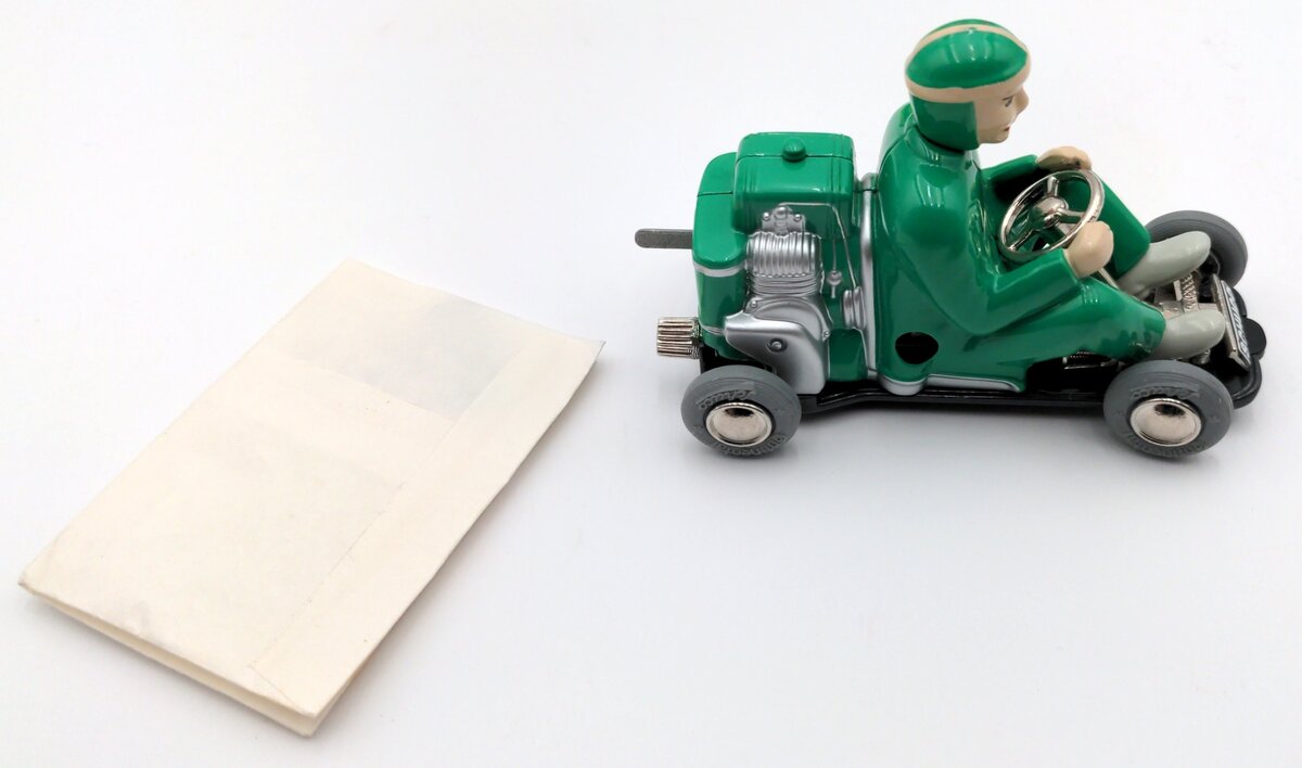 Schuco 02145 Wunder Der Technik Book & Wind-Up Racer Go-Kart Set