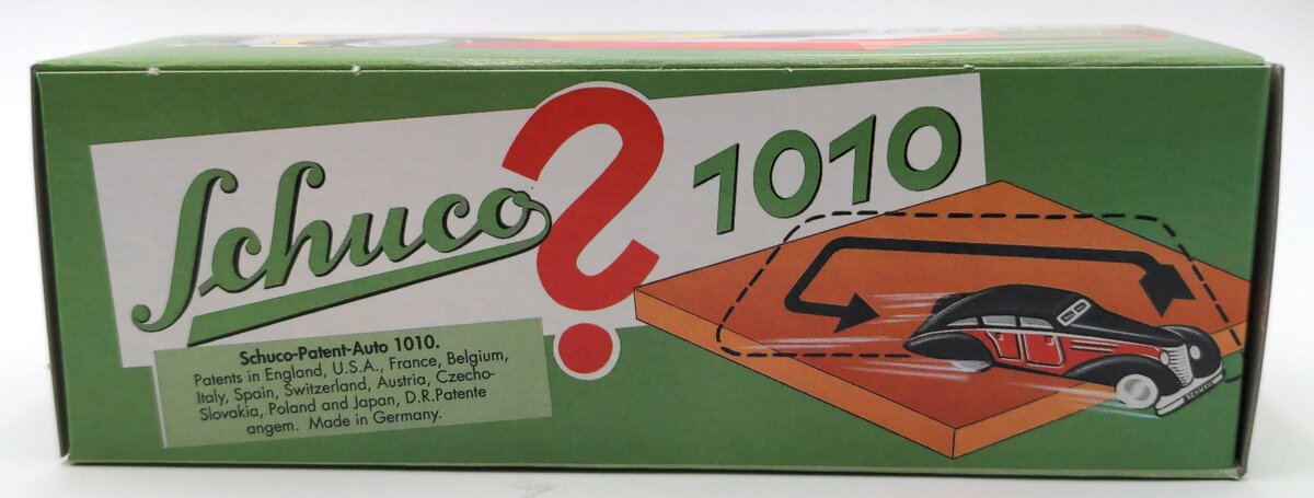 Schuco 01055 Nostalgie-Set Book & Wendeauto 1010 Tin Lithographed Wind-Up Car