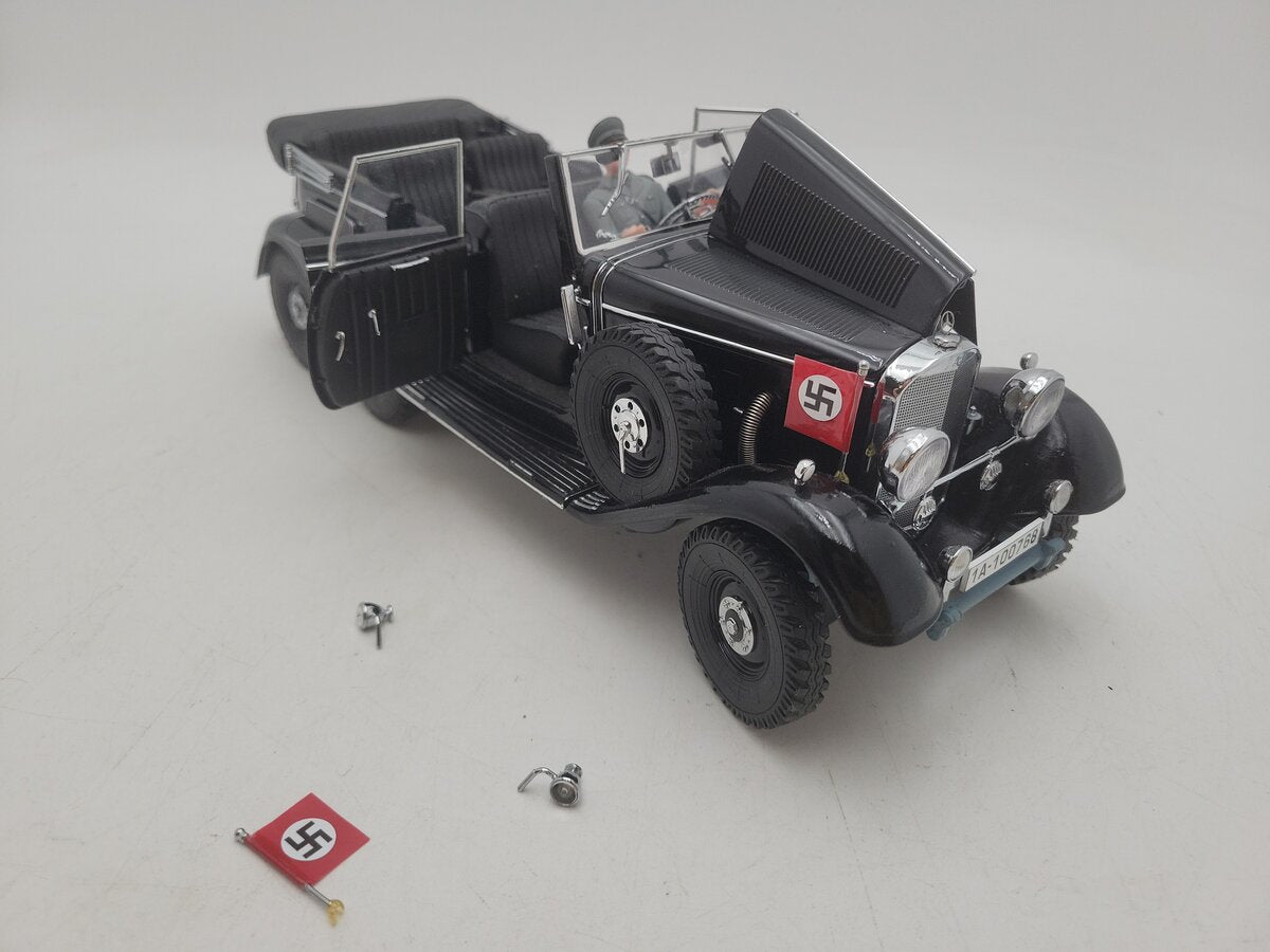 Signature Models 1938 1:18 Scale Premier Miniature Mercedes Benz G4 W/Driver EX