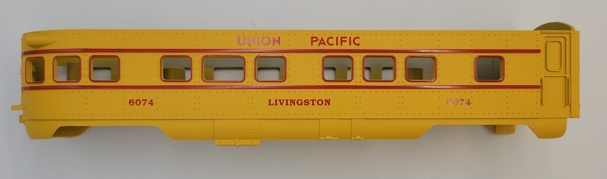 Lionel 16074-1 O Gauge Union Pacific "Livingston" Observation Car Shell #6074