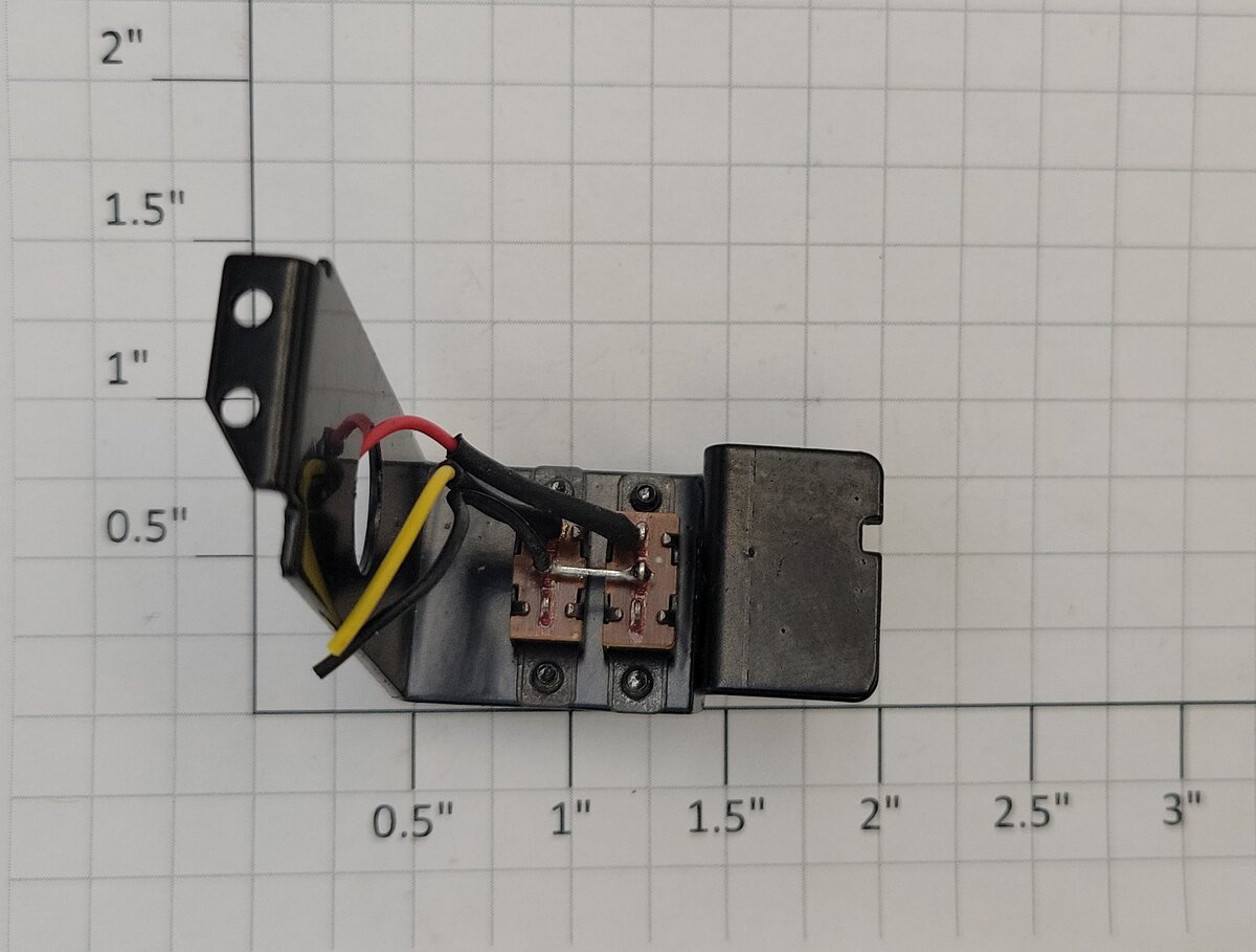Lionel FS-1006 O Gauge 2-Function Switch with Potentiometer Assembly