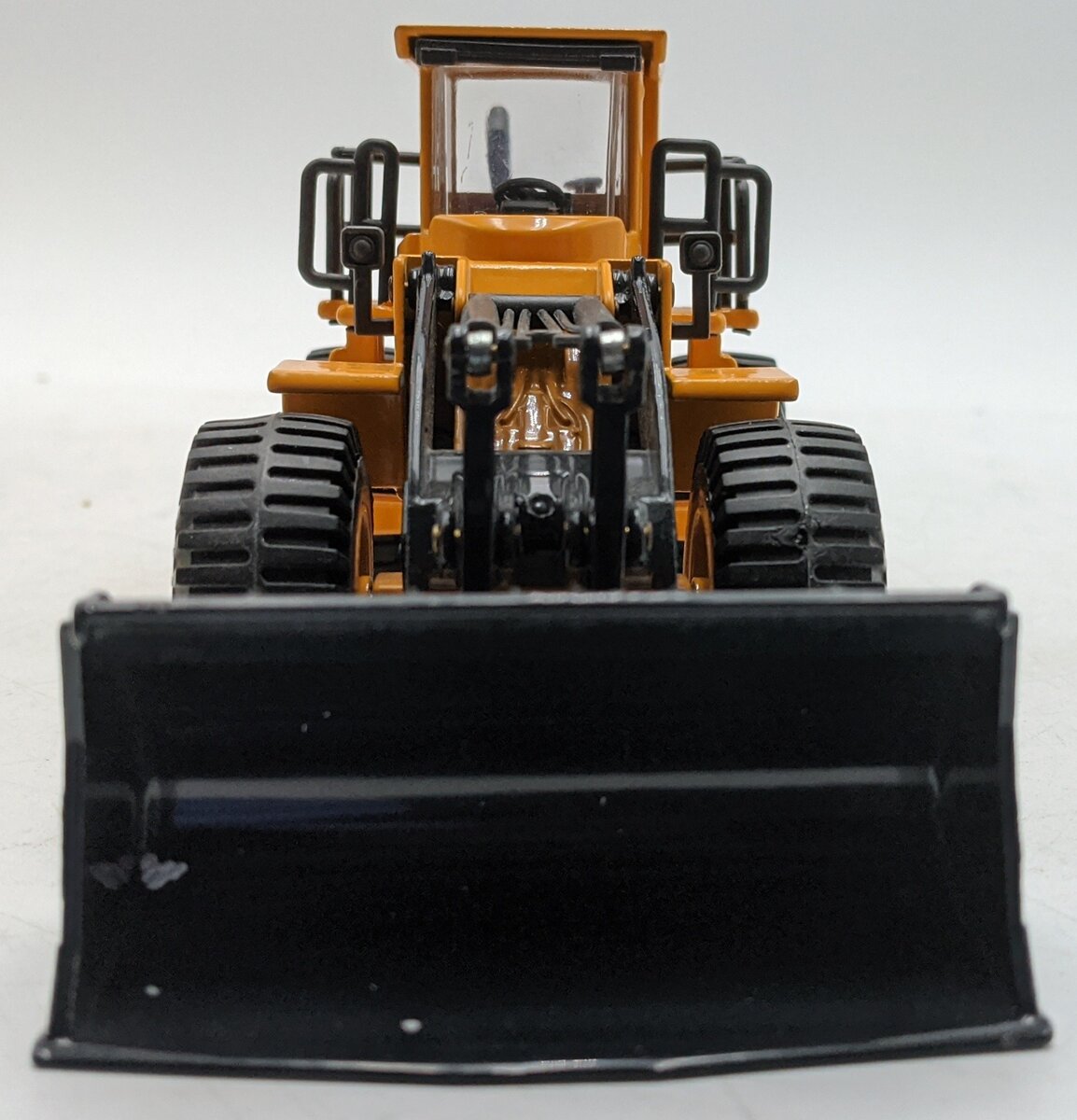 Joal 197 1:50 Scale Diecast L-330C Wheel Loader
