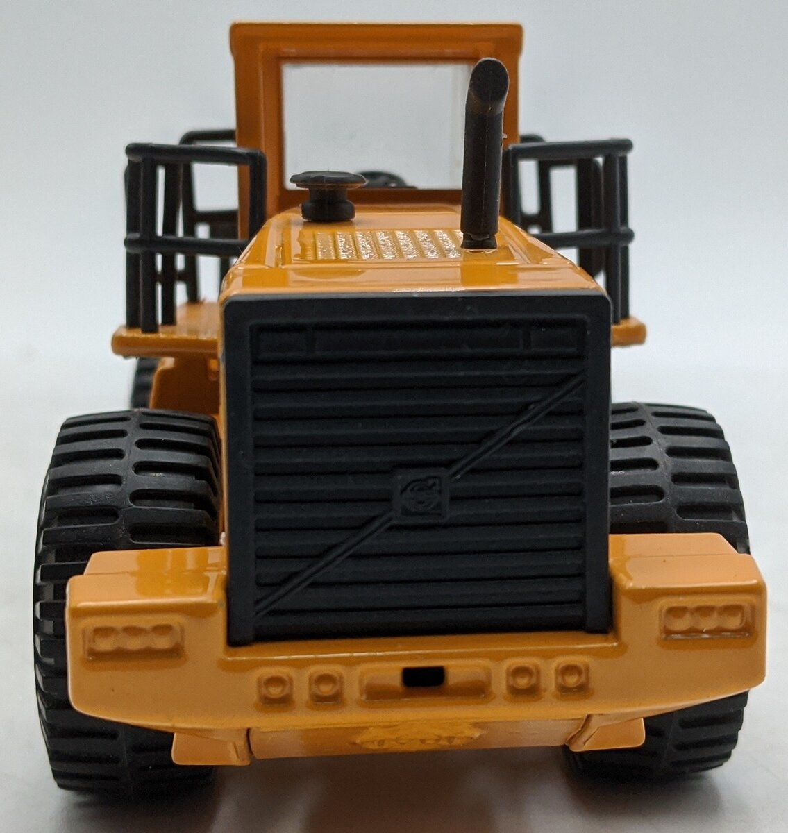 Joal 197 1:50 Scale Diecast L-330C Wheel Loader