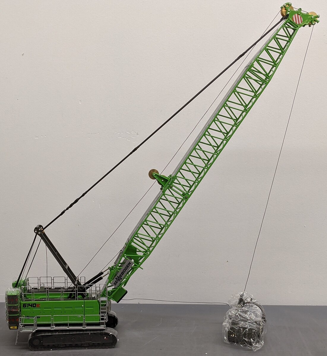 Sennebogen 299240 1:50 Scale Diecast 6140E Heavy Duty Crawler Crane