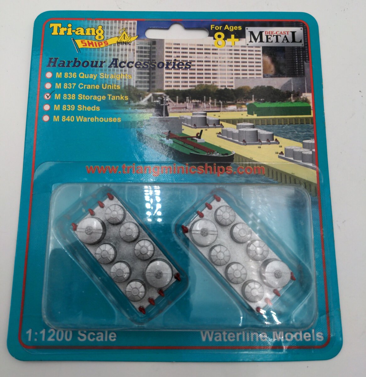 Tri-Ang M838 1:1200 Scale Storage Tanks Harbour Accessories