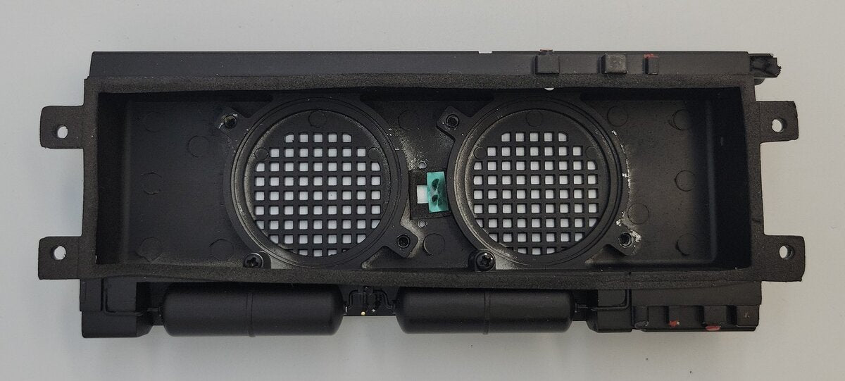 Lionel 38942-214 O Legacy ES44AC Flat Black Dual Speaker Fuel Tank w/o IR Sensor
