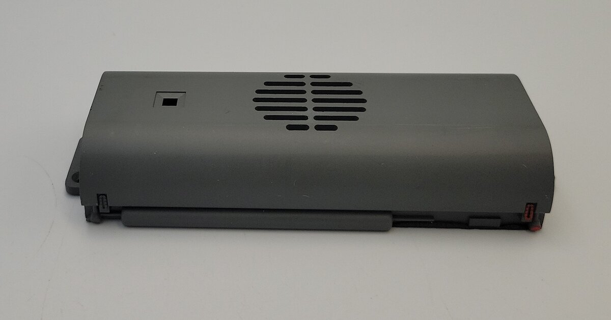 Lionel 84411-214 SD60M Diesel Locomotive Legacy Diecast Harbor Mist Fuel Tank
