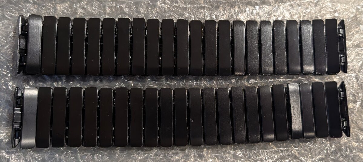 TWH Collectibles TWH012 Black Bucyrus 495HR  Replacement Tracks (1 Set)
