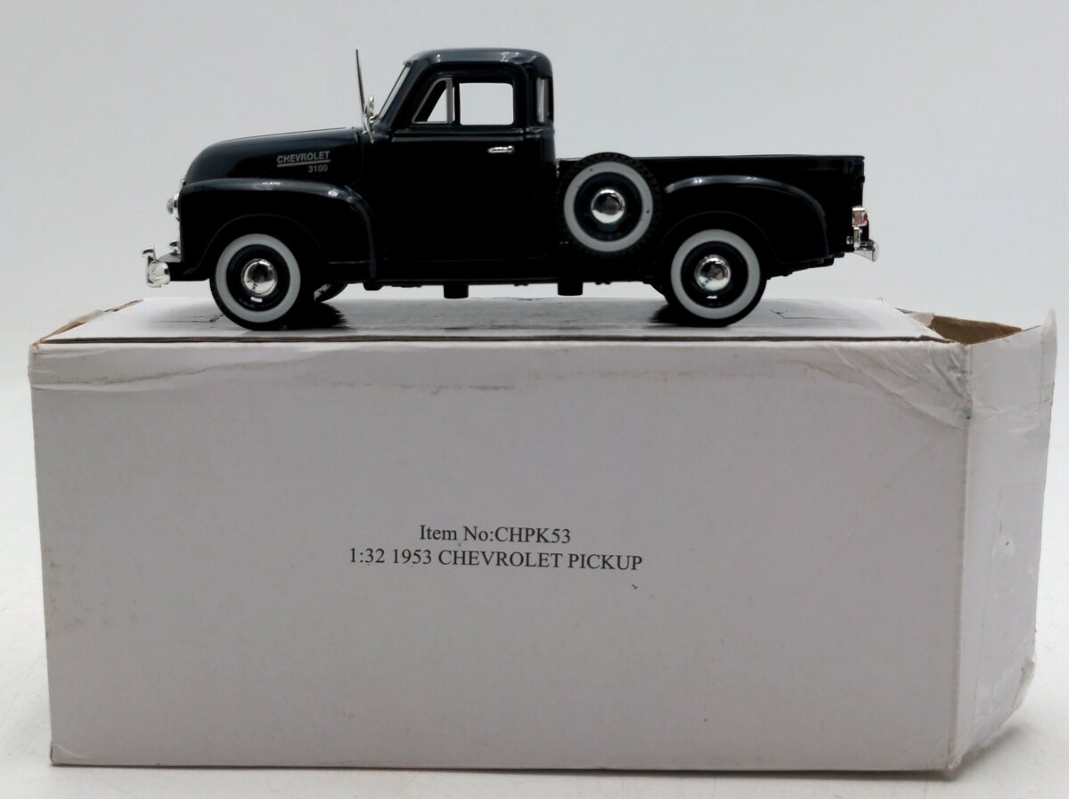 Signature CHPK53 1:32 Scale 1953 Chevy Pickup Truck Diecast Model