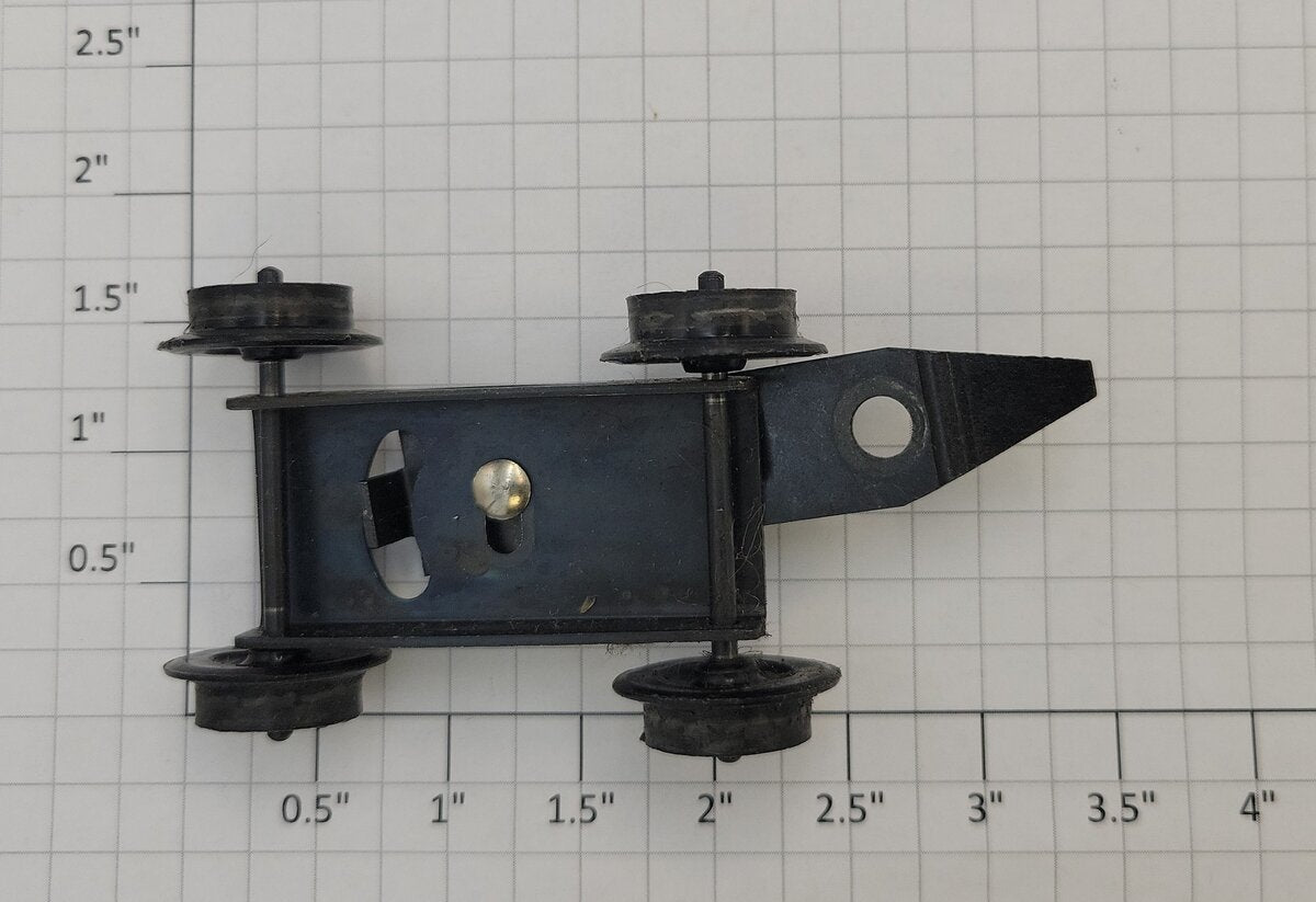 Lionel 8701-23 General Steam Loco 4-Plastic Wheel Front Pilot Truck w/ Mount