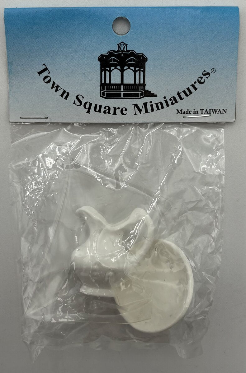 Town Square Miniatures B0300 1:12 Jug & Basin Set