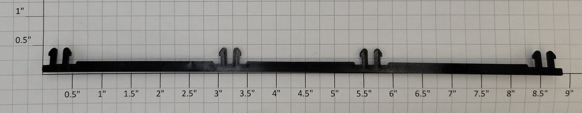 Lionel 17227-35 Black 4-Prong Double Boxcar Door Guide
